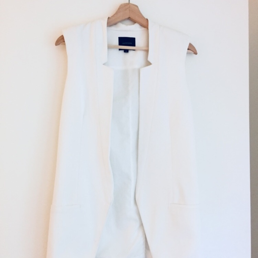 Long Line Crepe Vest